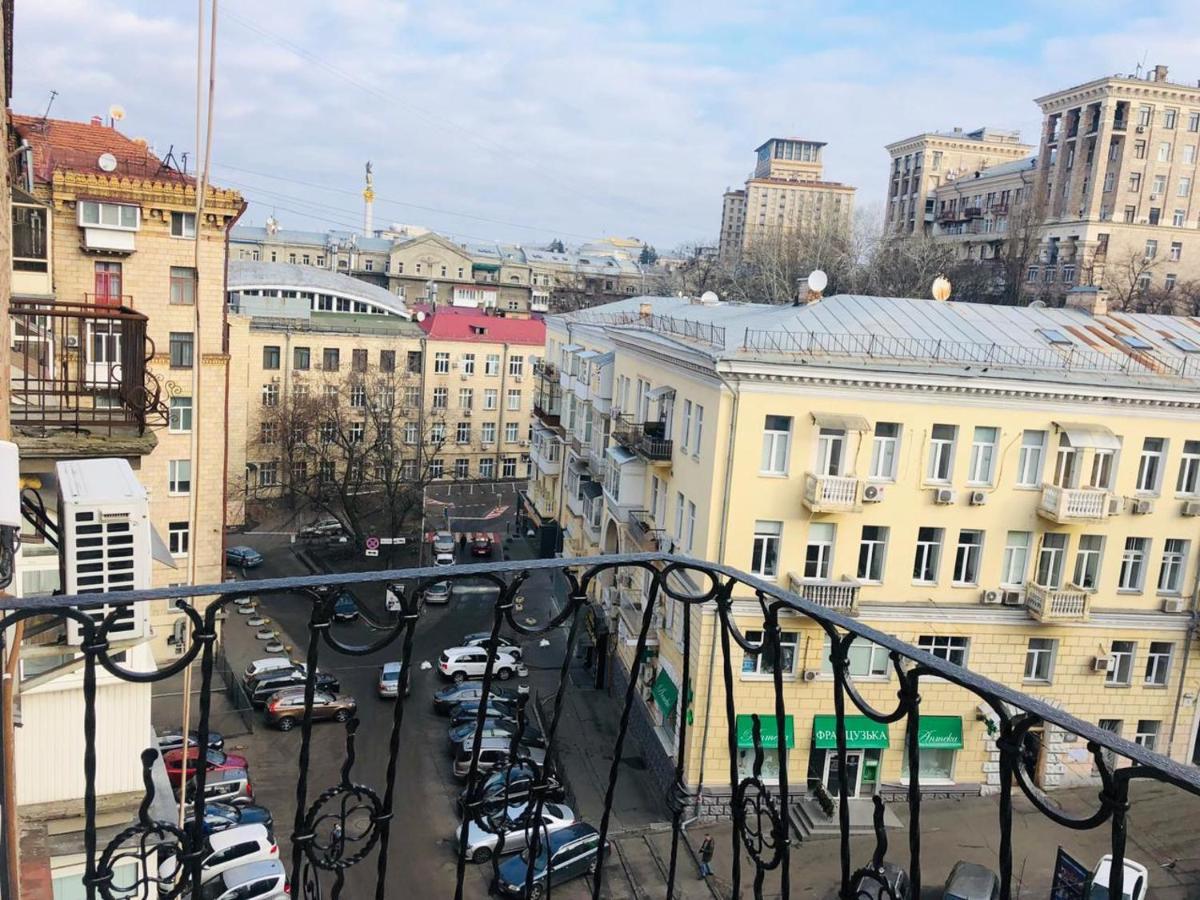 Amazing View Of Khreshchatyk! Киев Экстерьер фото
